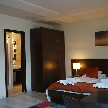 Prestige ゲストハウス 4*