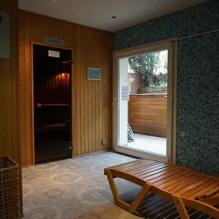 Prestige ゲストハウス 4*